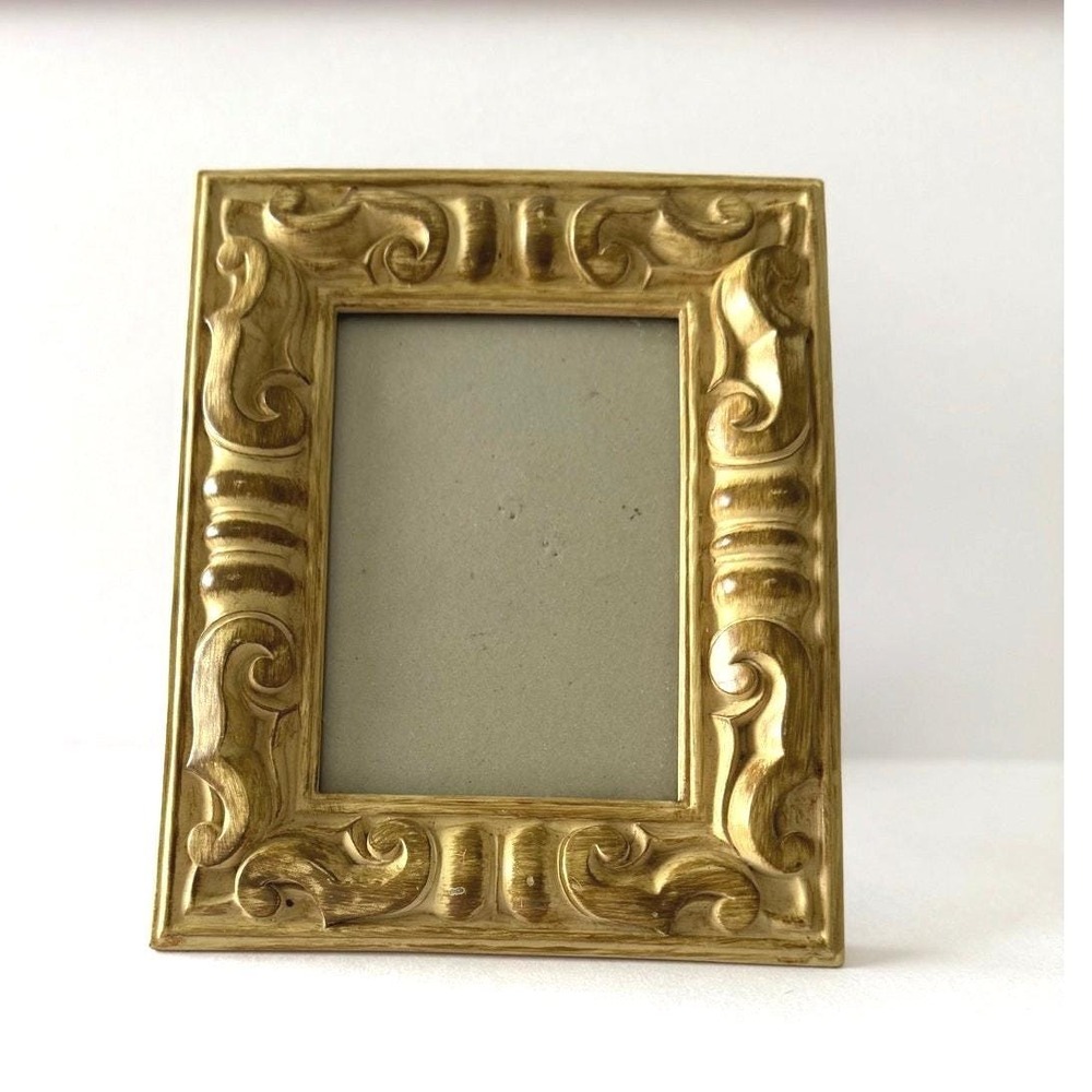 Vintage 5 x 7 Antique Style Frame Neutral Color Baroque Revival Home Decor